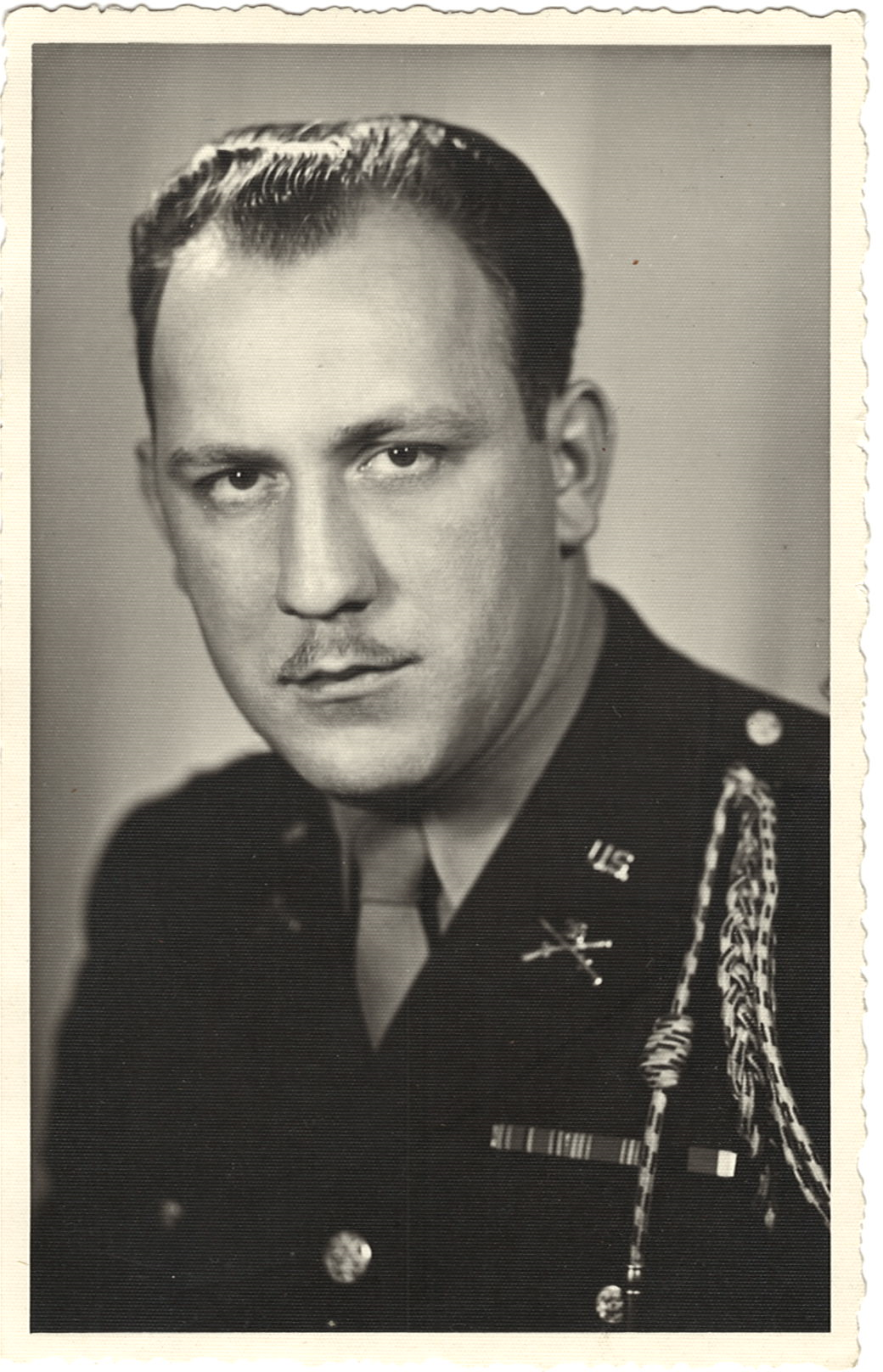 Le lieutenant Albert Denesha en 1949